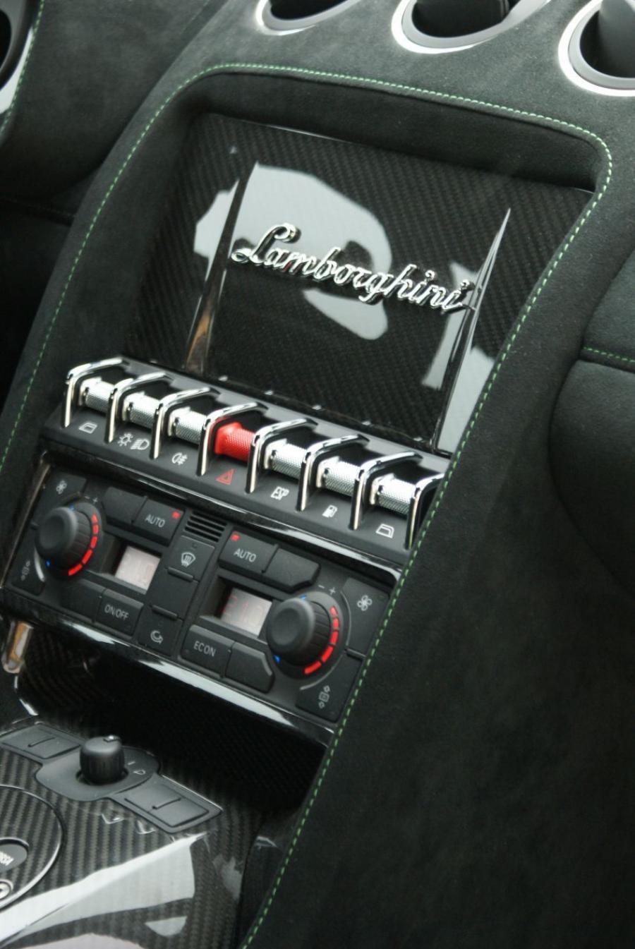  Lamborghini Gallardo LP570-4 Superleggera 2010 года  (фото 5 из 183)